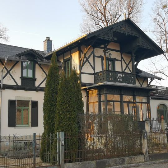 Waldparkstraße 10