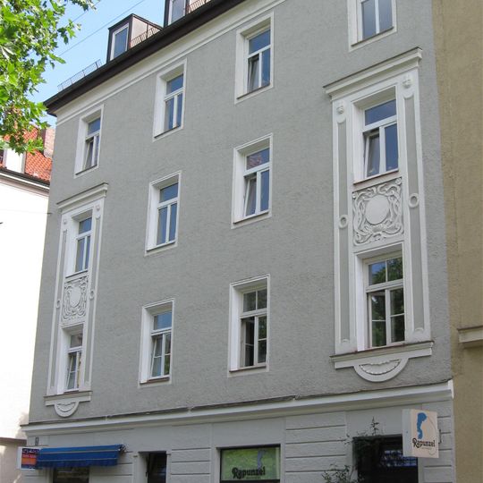 Mietshaus