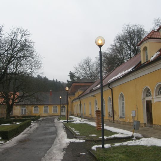 Velké Opatovice Castle