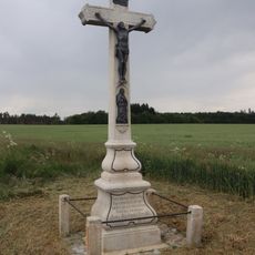 Kříž západně od Budkova