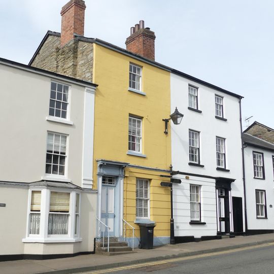 27 and 28, Church Street