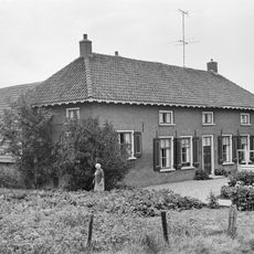 Boerderij op T-vormige grondplan