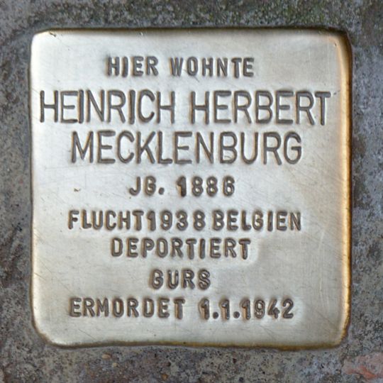 Stolperstein en memoria de Heinrich Herbert Mecklenburg