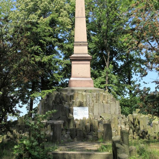 Siegesdenkmal am Löbauer Berg, Beethovenstraße