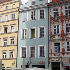 Wohn- und Geschäftshaus