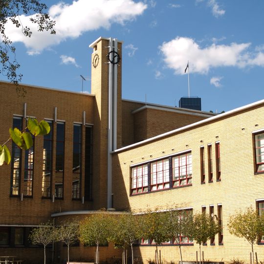Mac.Robertson Girls' High School