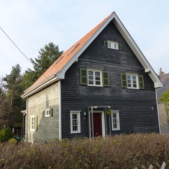 Wohnhaus Alte Dresdner Straße 2a