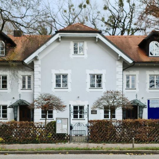 Baudenkmal D-1-84-135-31 in Oberschleißheim im Ortsteil Oberschleißheim