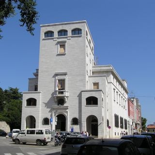 Palazzo della Banca d'Italia, Pola