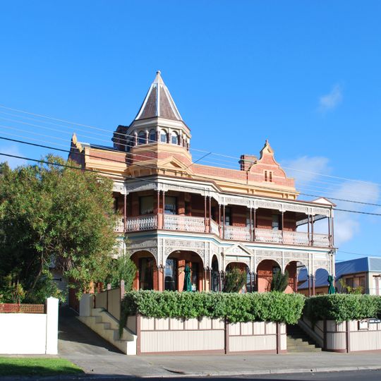 Queenscliff Hotel