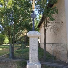 Wayside cross in Lešany