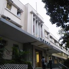 Tang King Po School