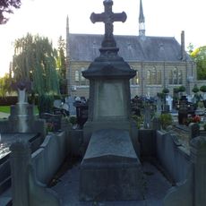 Grafmonument van F.E.M. Sasse van Ysselt