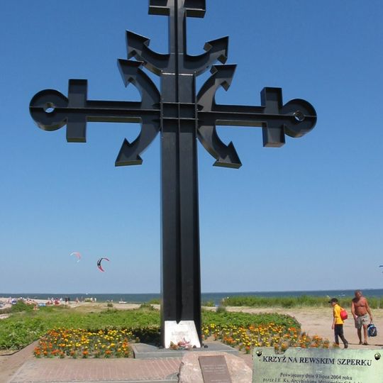 Cross at Rewa Spit