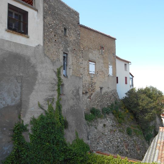 Ville fortifiée de Laroque-des-Albères