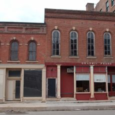 Building at 203–205 North Market Street