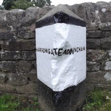 Guidestone, Bolton Bridge, old cut off road eastwards