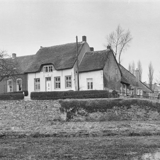 Groenewal 34, Heukelum