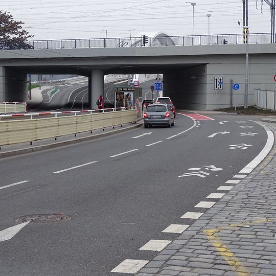 Bridge of Holešovická přeložka over Partyzánská street