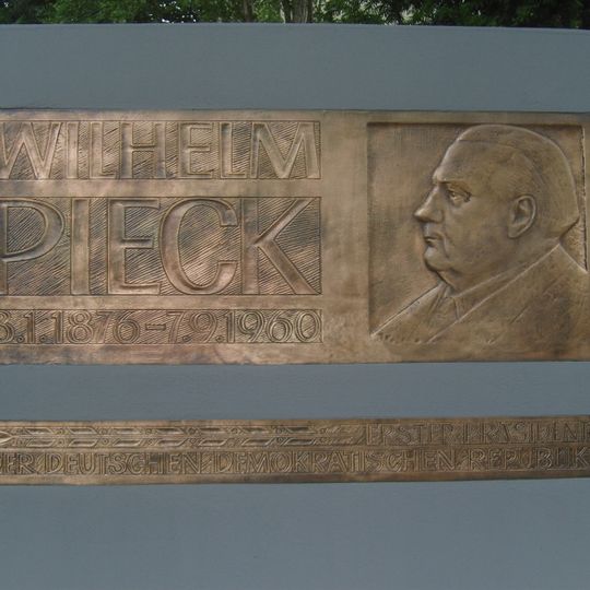 Wilhelm-Pieck-Denkmal in Senftenberg