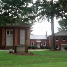 Back Creek Presbyterian Church and Cemetery