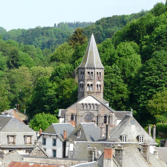 Église Saint-Jean de Rochefort-Montagne