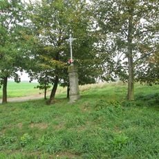 Kříž západně od Kosmáčova