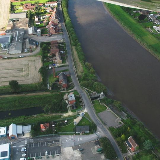 Sluice And Road Bridge At Outfall Of Snow Sewer/Warping Drain Into The River Trent