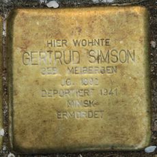 Stolperstein en memoria de Gertrud Simson