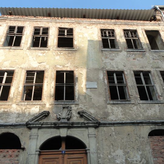 Wohnhaus in geschlossener Bebauung Rosenstraße 4