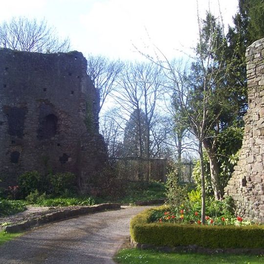 Tiverton Castle