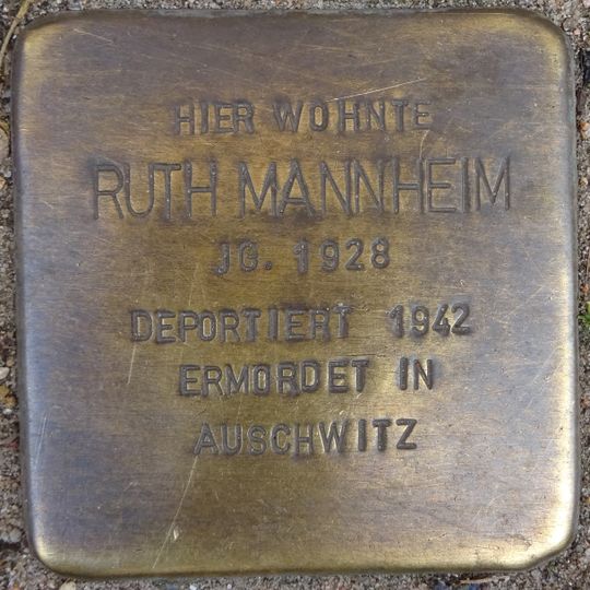 Stolperstein em memória de Ruth Mannheim