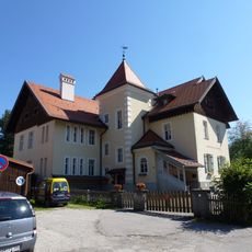 Volksschule an der Krankenhausstraße