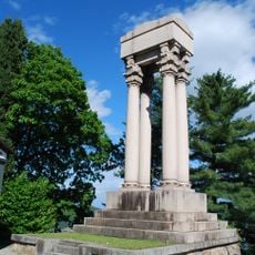 Cenotafio Felice Cavallotti