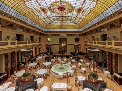 Interior 0
