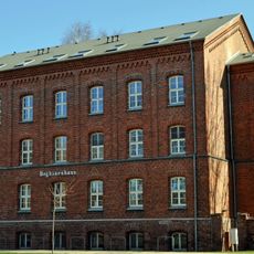 Knieperwall 1 (Stralsund)