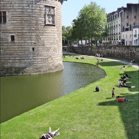 Jardin des Douves du château