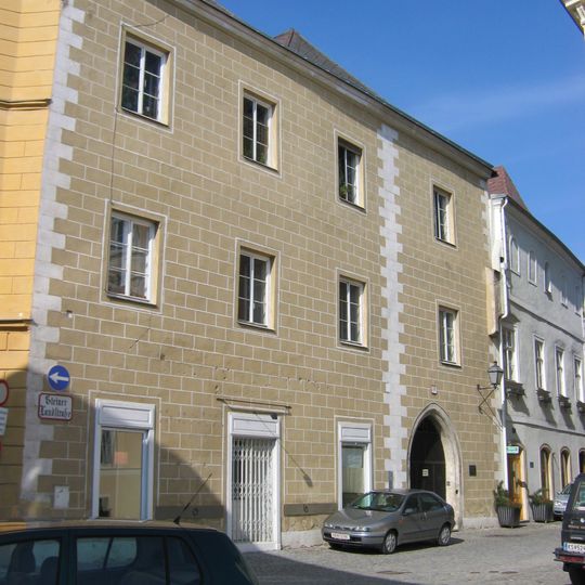 Grashof und Teil der alten Stadtmauer