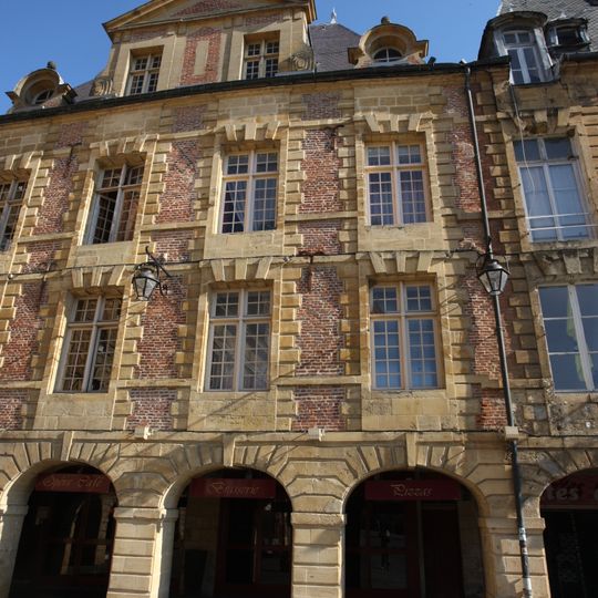 Immeuble, 12 place Ducale