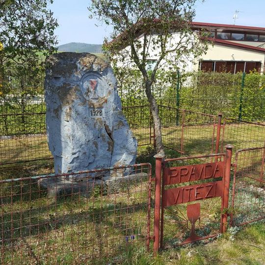 Husův kámen ve Stašově