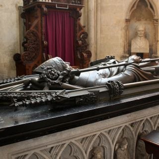 Hochgrab des Erzbischofs Konrad von Hochstaden