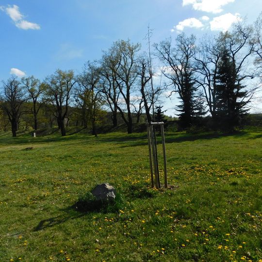 Lípa republiky - památník 100. výročí Československa v Jesenici