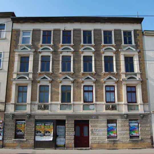 Wohn- und Geschäftshaus Alt Fermersleben 41