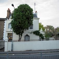 Gate Posts To Number 83 (Cliftonville)