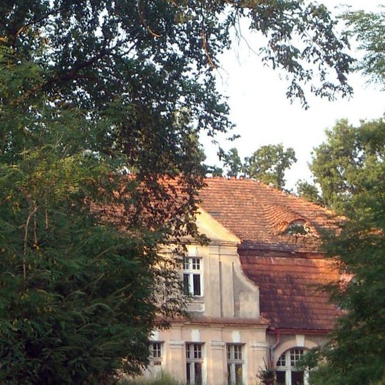 Pałac, Osiedle Gospodarstwo 1 w Cichowie