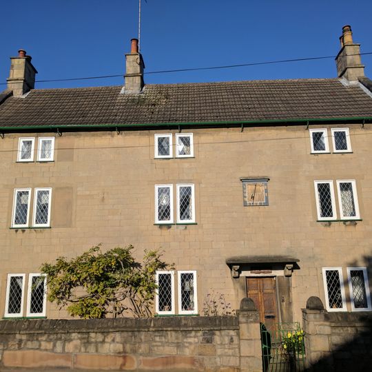 82 And 84, Station Street