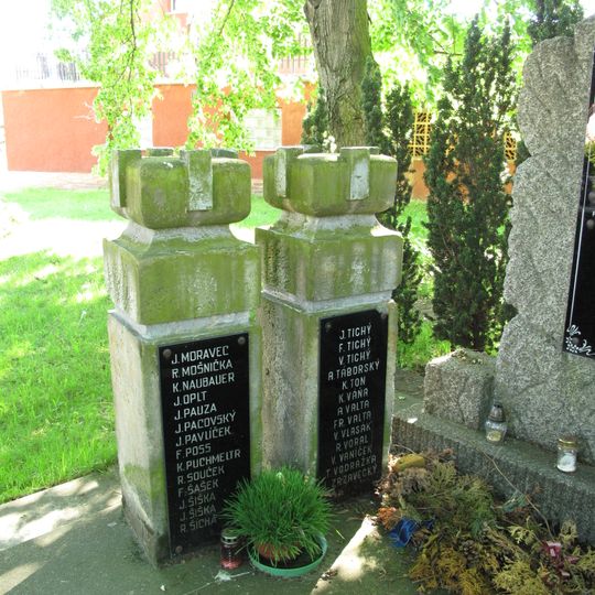 World War II memorial in Buštěhrad
