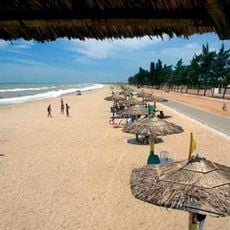 Praia das Neves