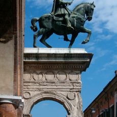 Monument to Niccolò III d'Este