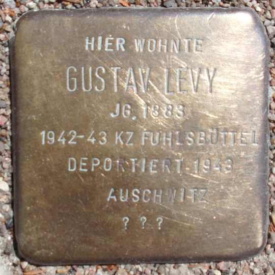 Stolperstein en memoria de Gustav Levy